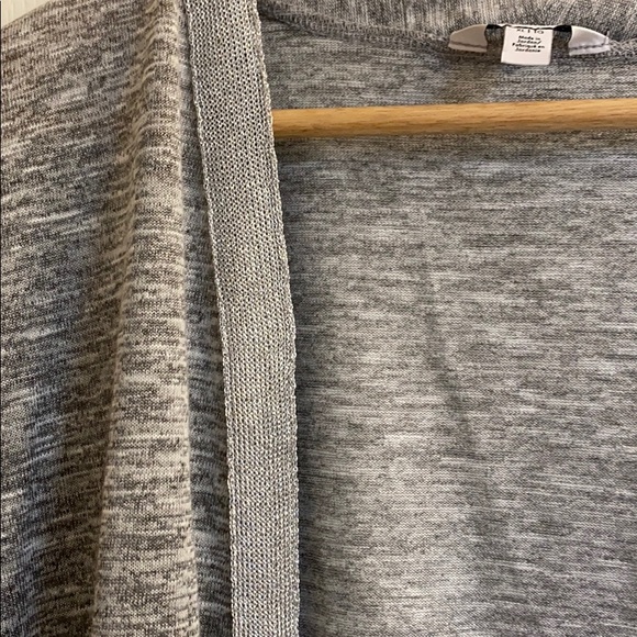 Calvin Klein Sweater - Picture 4 of 5